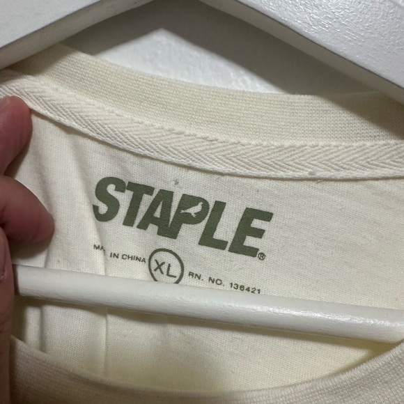 Jeff Staples Pigeon Tee - Picture 4 of 4